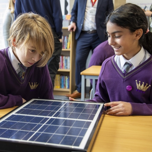 Ark Kings students with solar panel